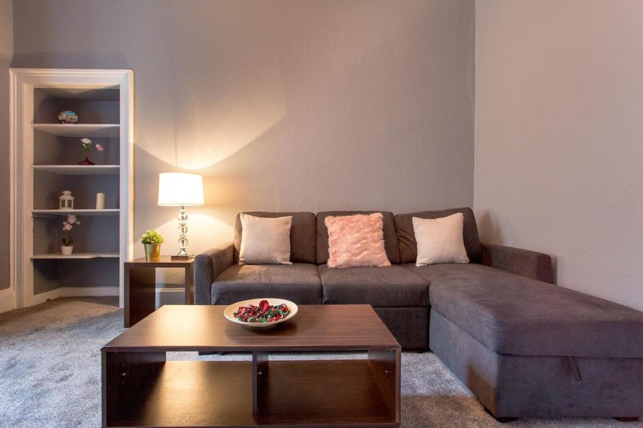 Stunning 2-Bed Apartment In Central Edinburgh Bagian luar foto