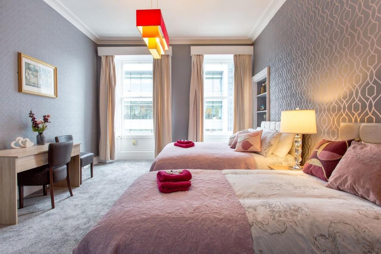 Stunning 2-Bed Apartment In Central Edinburgh Bagian luar foto
