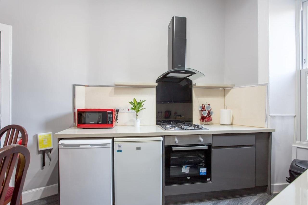 Stunning 2-Bed Apartment In Central Edinburgh Bagian luar foto