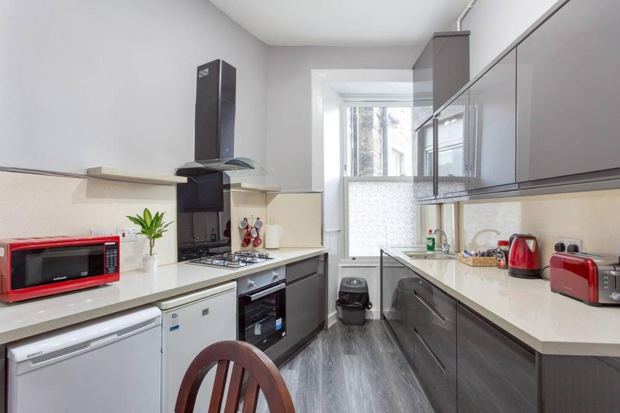 Stunning 2-Bed Apartment In Central Edinburgh Bagian luar foto