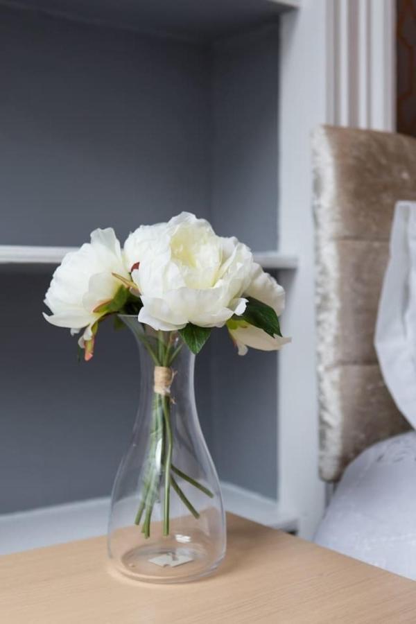 Stunning 2-Bed Apartment In Central Edinburgh Bagian luar foto