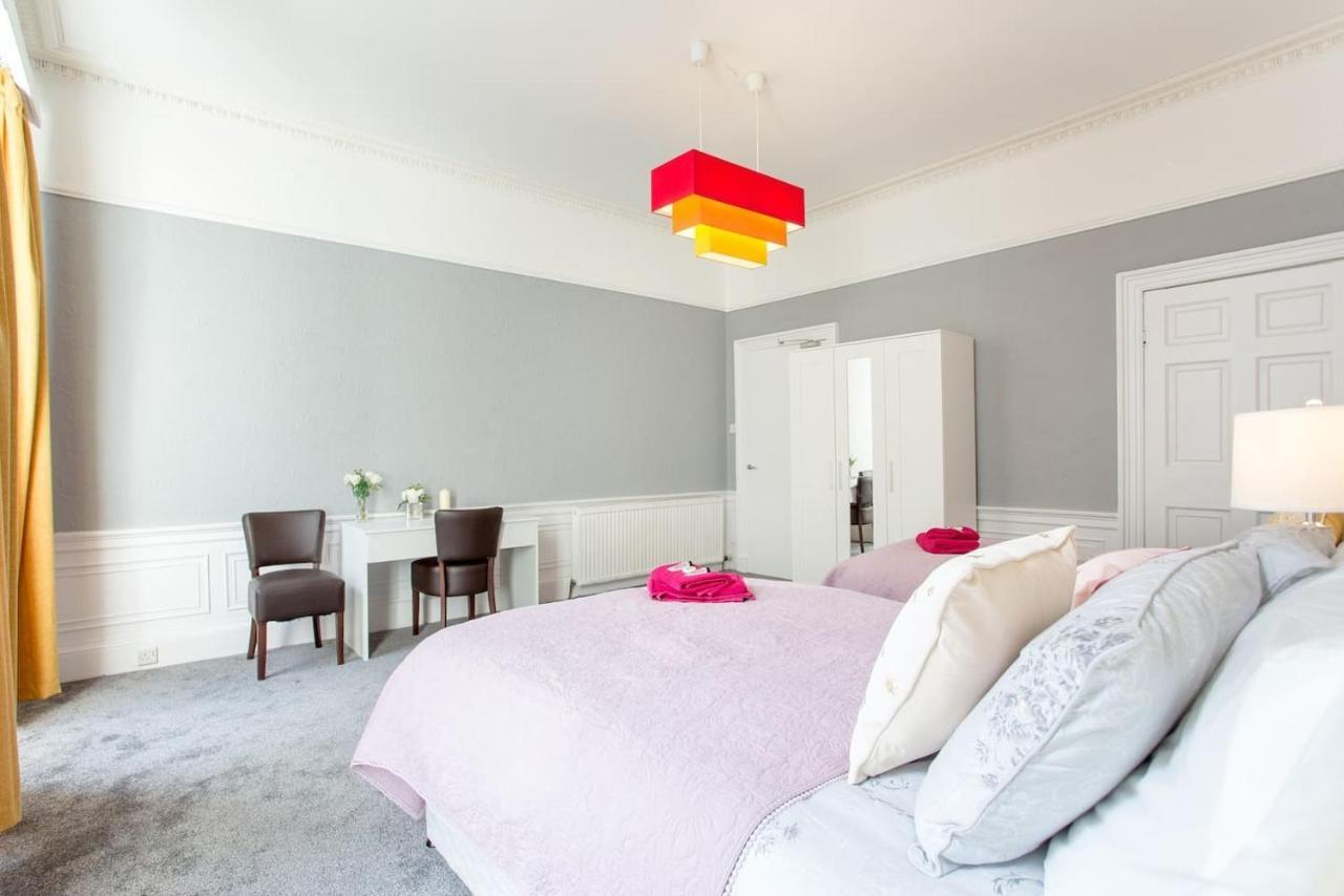 Stunning 2-Bed Apartment In Central Edinburgh Bagian luar foto